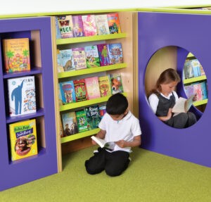 children reading in primary school library